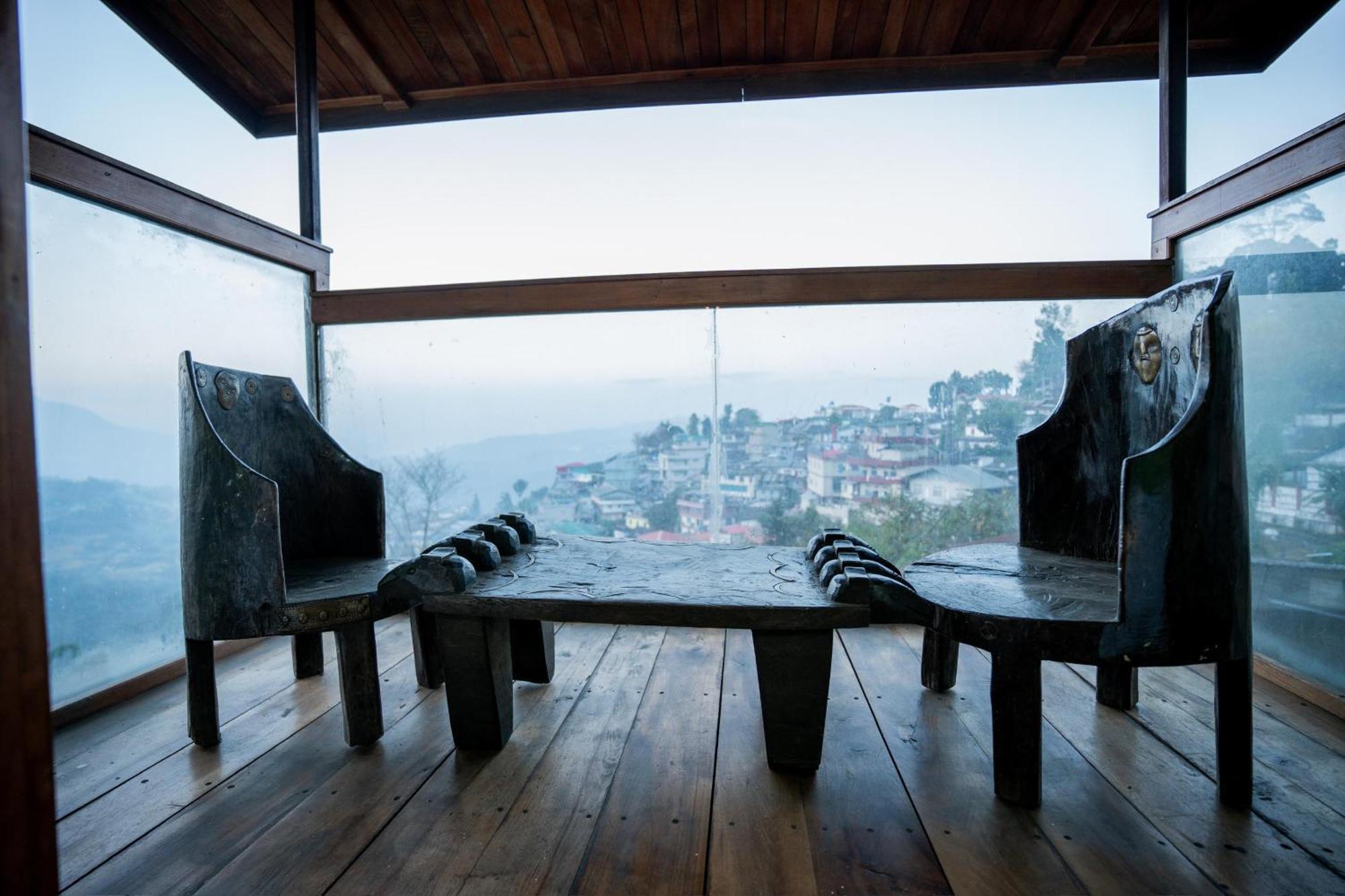 2K Hotel Kohima 外观 照片